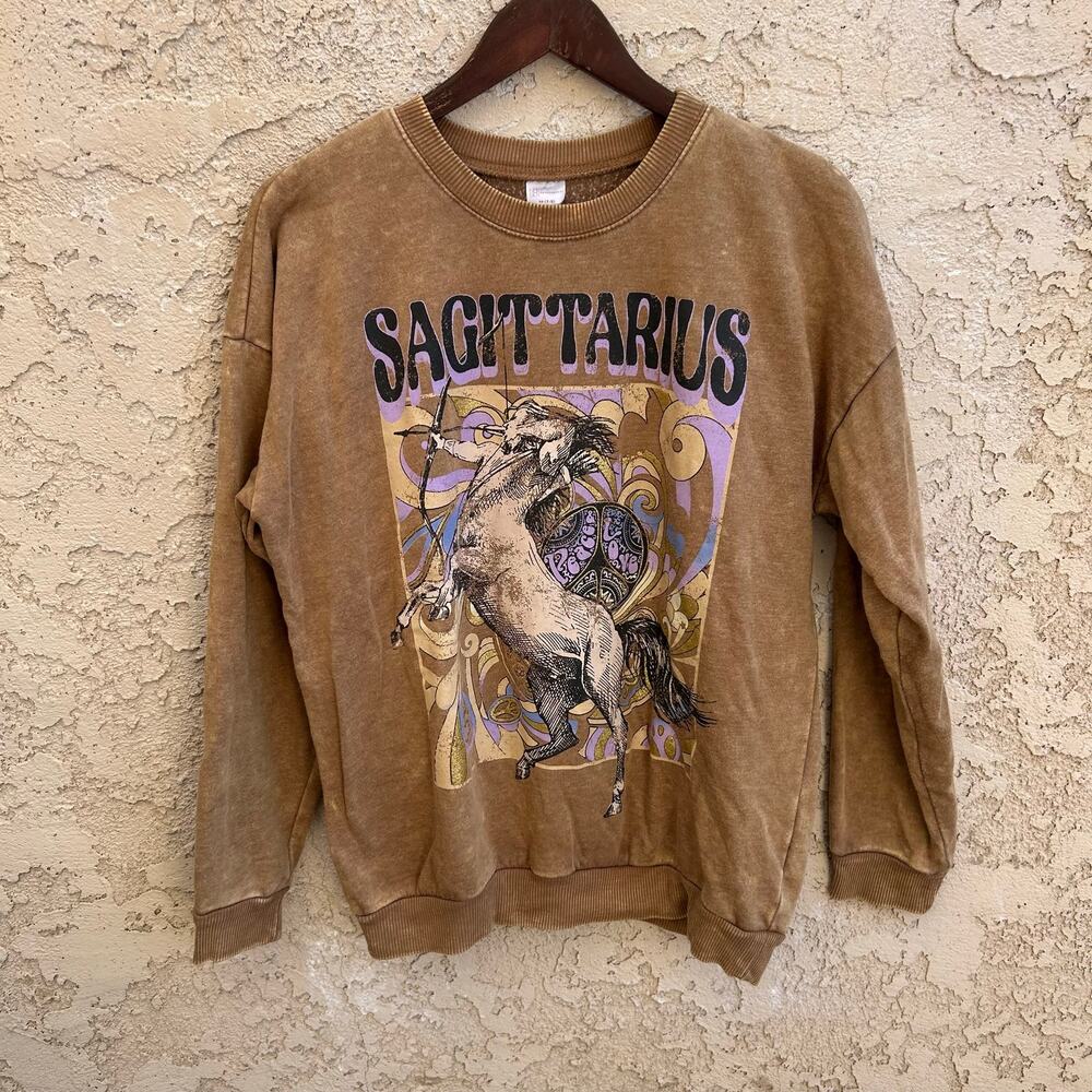 Zodiac Sagittarius Graphic Sweatshirt Brown Size M